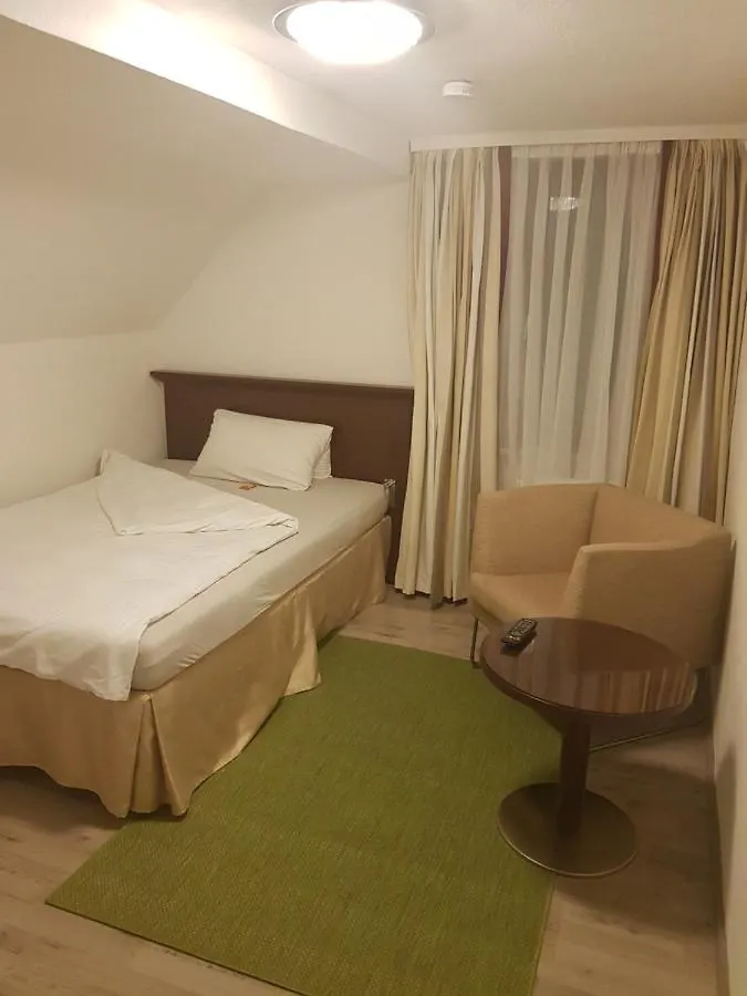 Hotel Pension Bluechersruh Bad Berneck im Fichtelgebirge